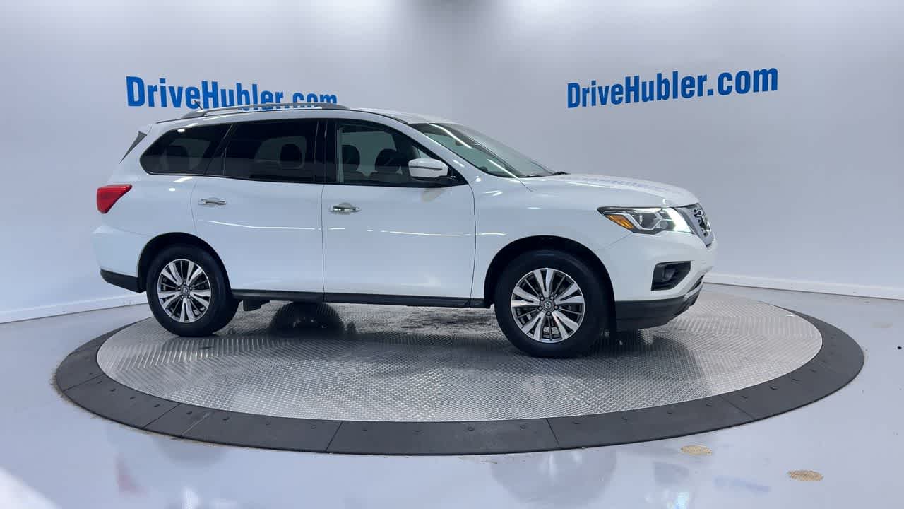 2018 Nissan Pathfinder SV