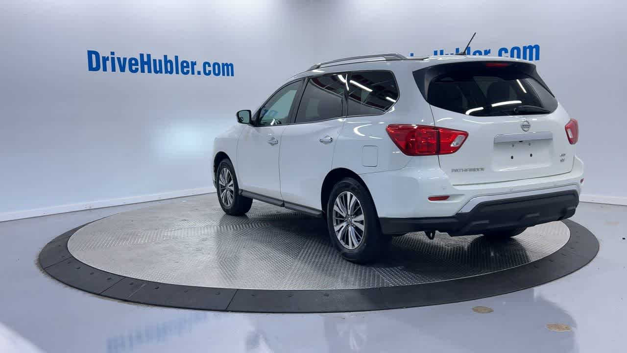 2018 Nissan Pathfinder SV