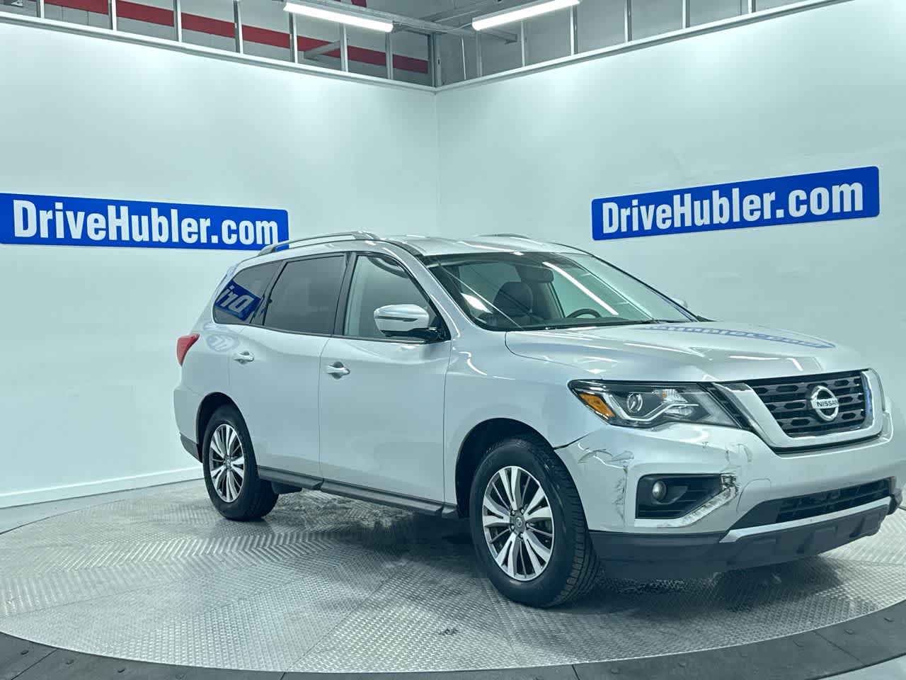2019 Nissan Pathfinder SL