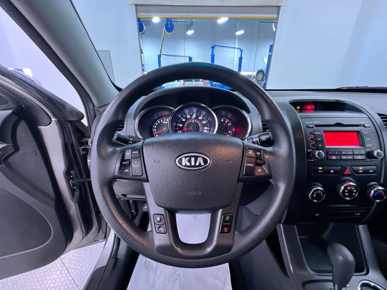 2011 Kia Sorento LX
