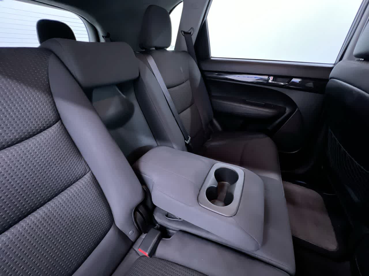 2011 Kia Sorento LX