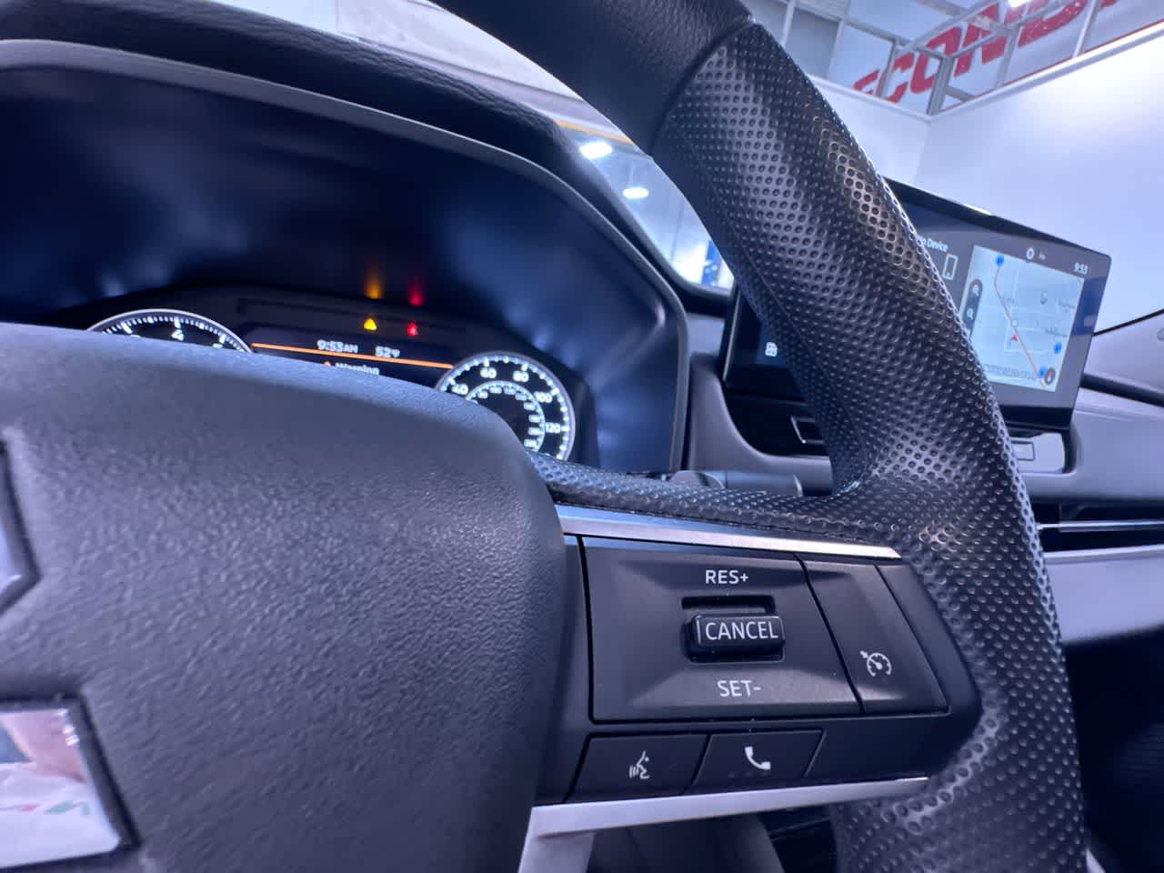 2025 Mitsubishi Outlander ES