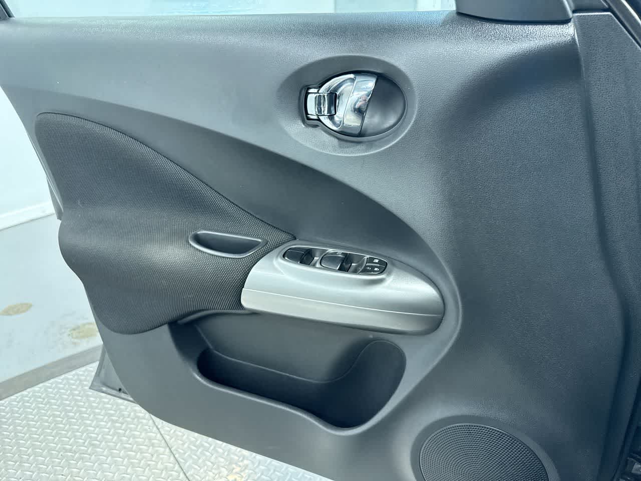 2011 Nissan JUKE S