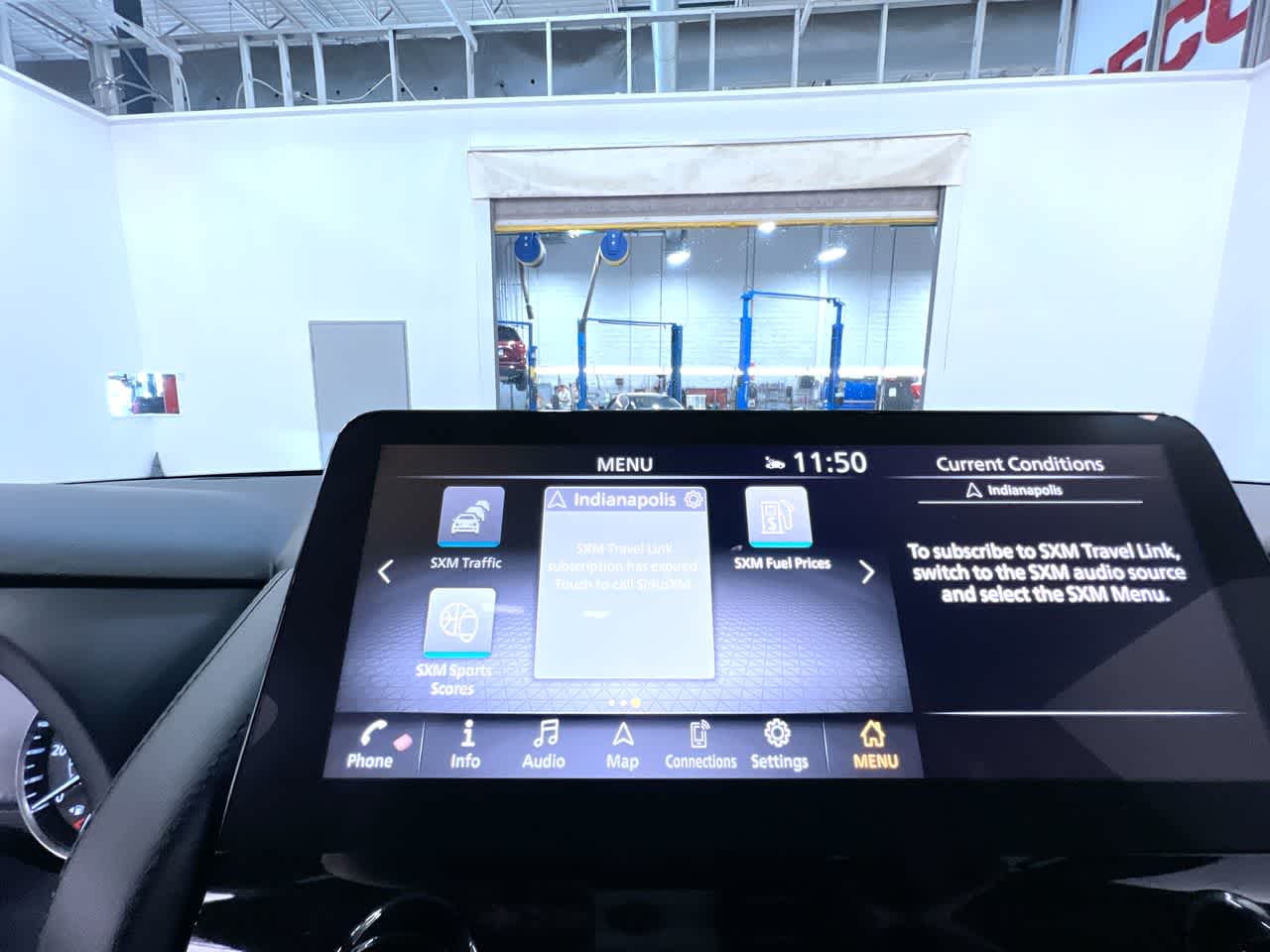 2022 Nissan Armada SL