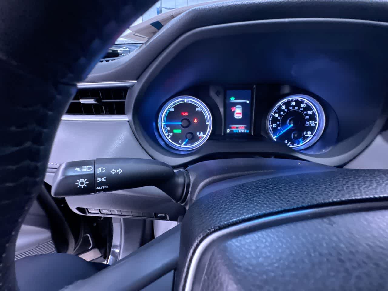 2022 Toyota Venza LE