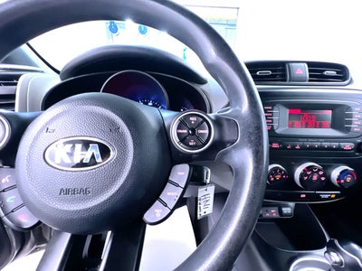2016 Kia Soul Base