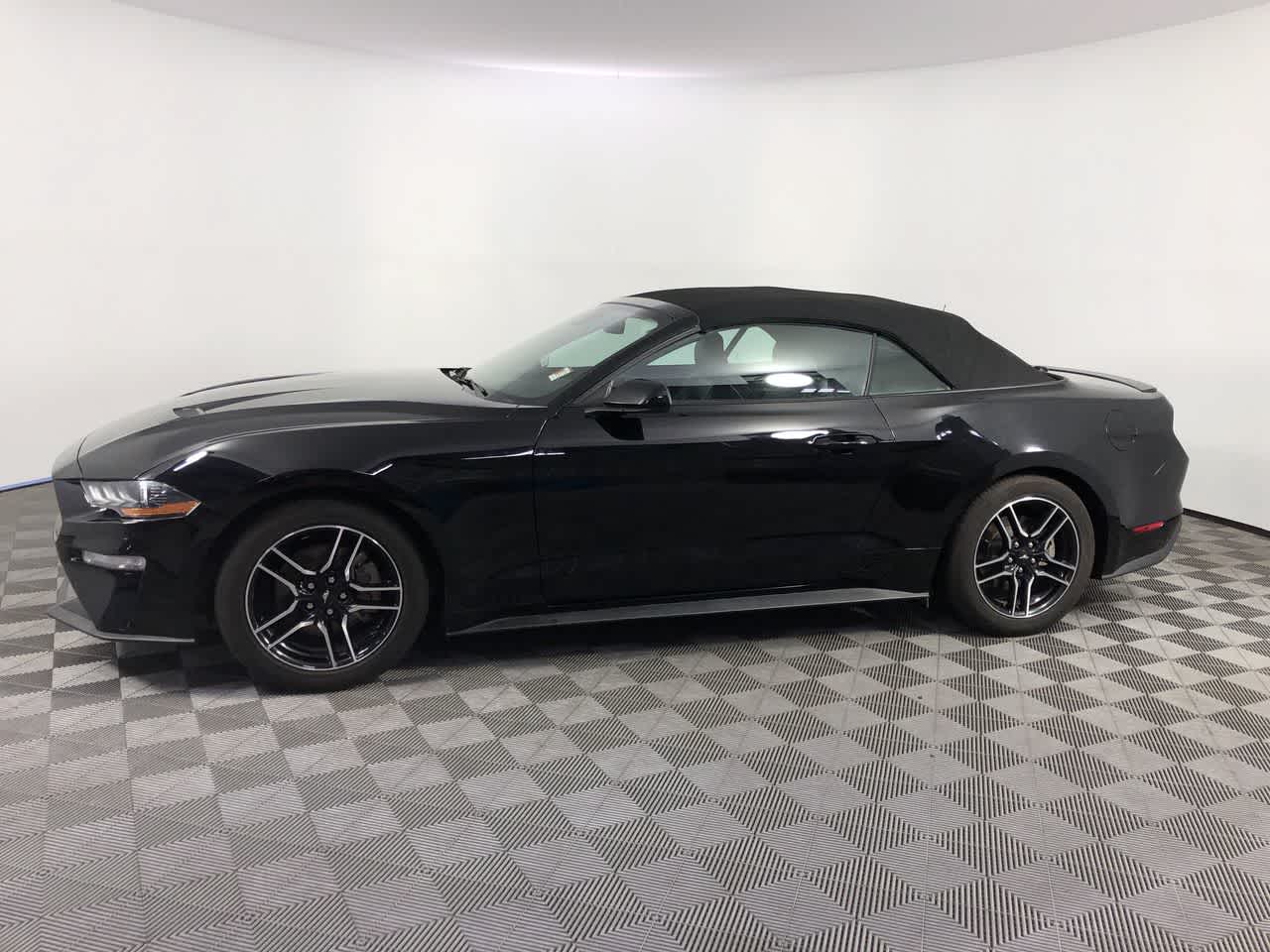 2023 Ford Mustang EcoBoost Premium