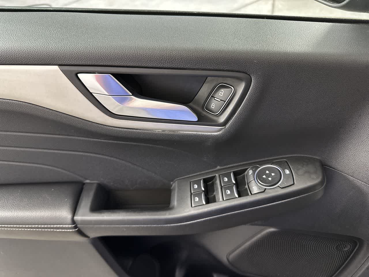 2022 Ford Escape SEL Hybrid