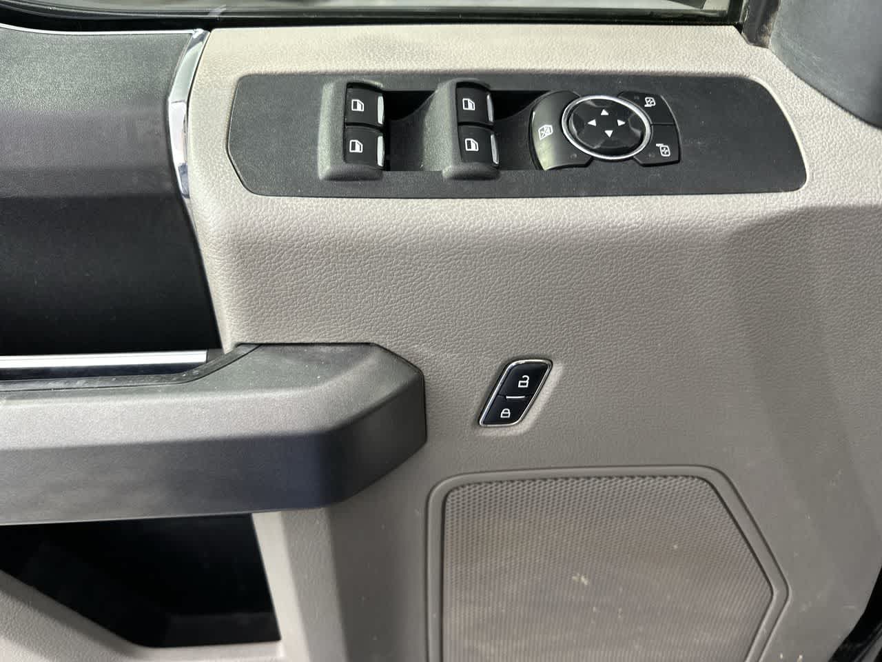 2017 Ford Super Duty F-250 Pickup XLT