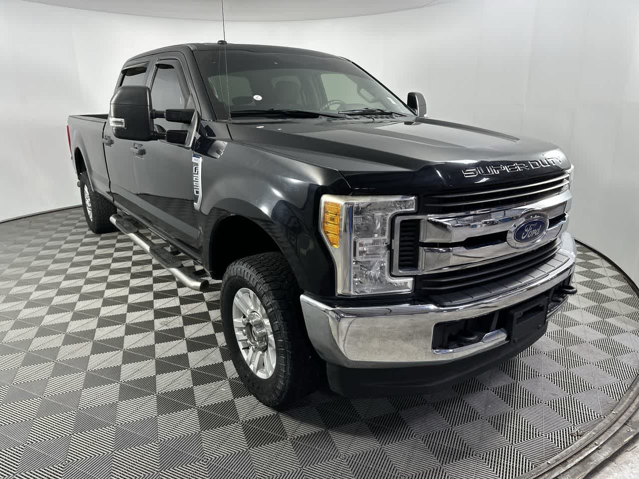 2017 Ford Super Duty F-250 Pickup XLT