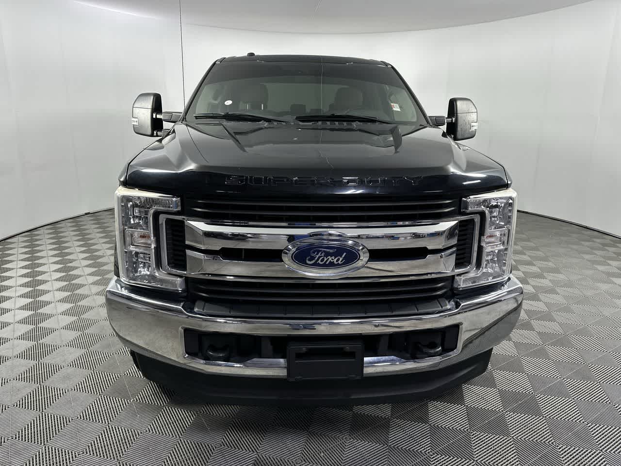 2017 Ford Super Duty F-250 Pickup XLT