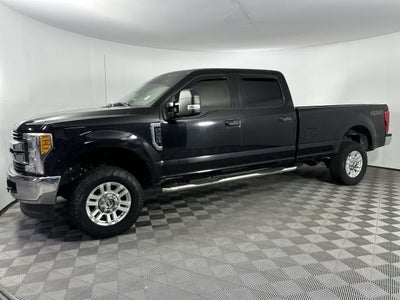 2017 Ford Super Duty F-250 Pickup XLT