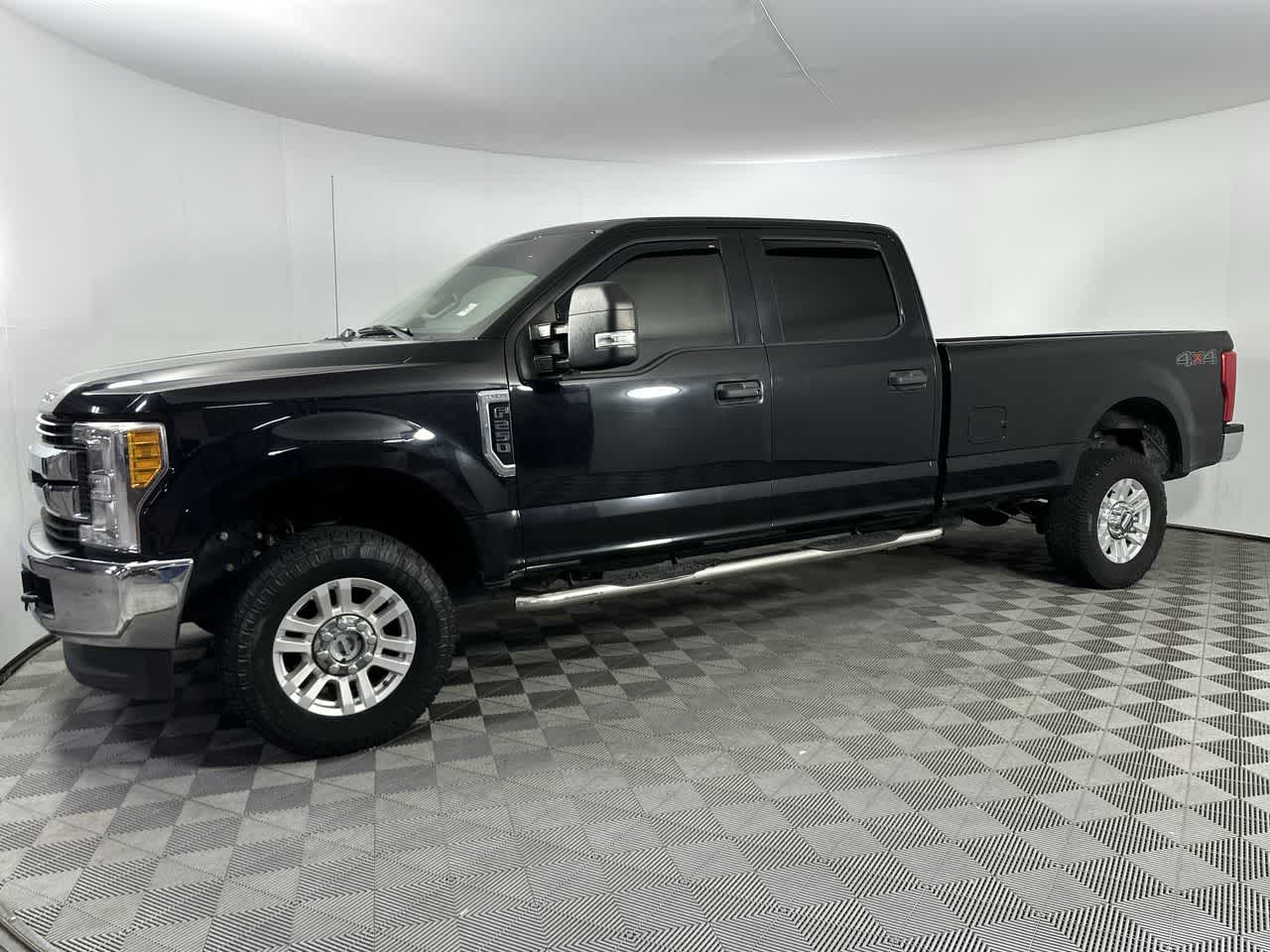 2017 Ford Super Duty F-250 Pickup XLT