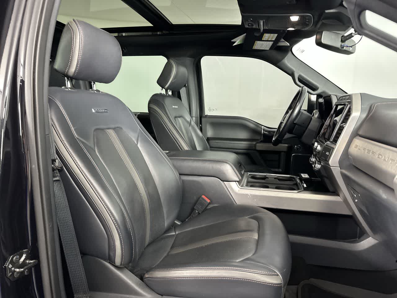2022 Ford Super Duty F-250 SRW Platinum