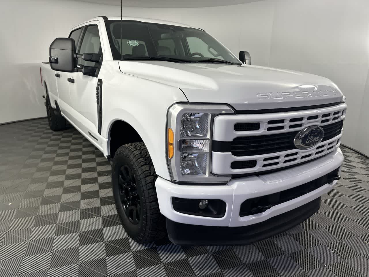 2023 Ford Super Duty F-250 SRW XLT
