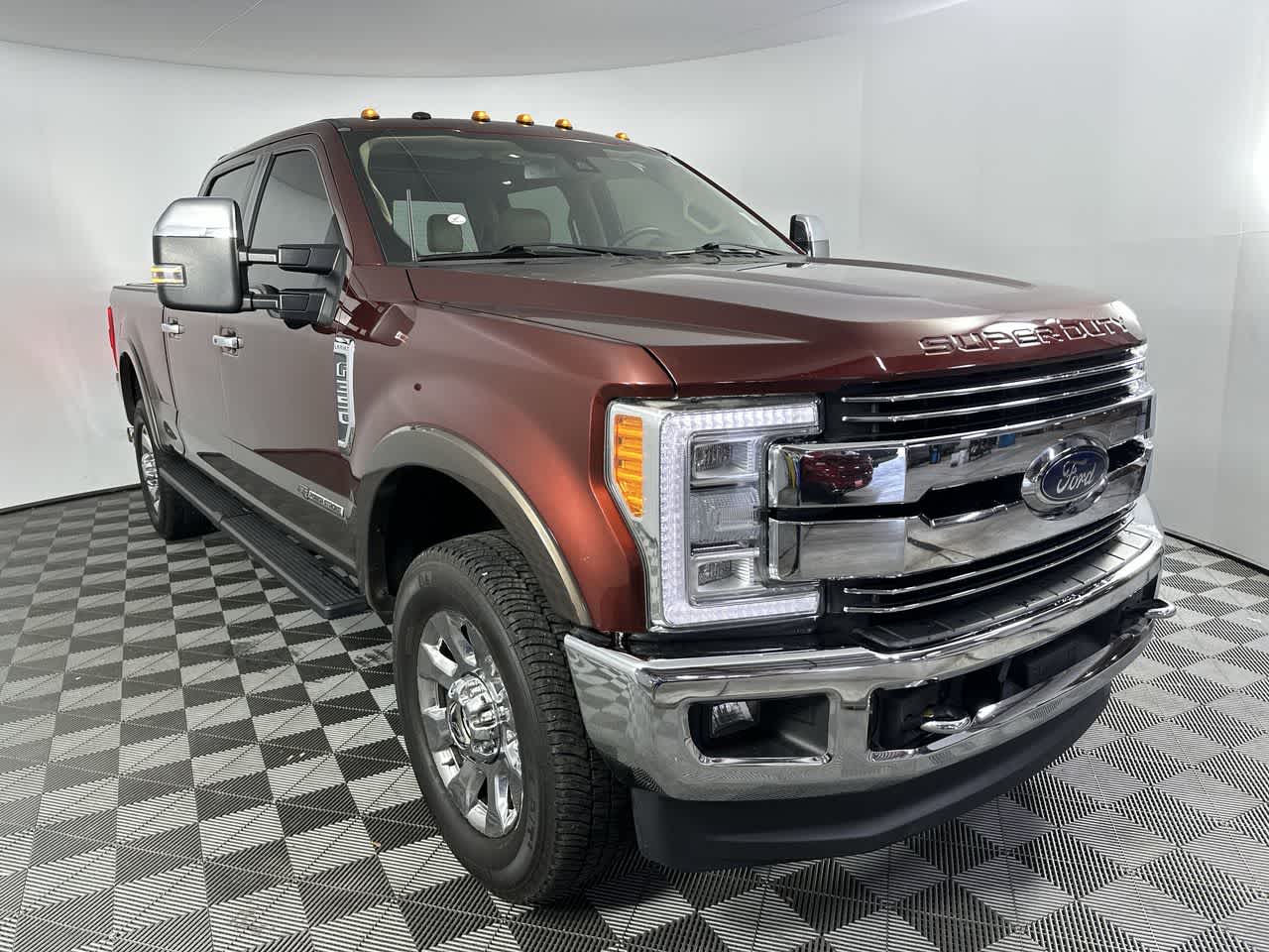 2017 Ford Super Duty F-350 SRW Lariat