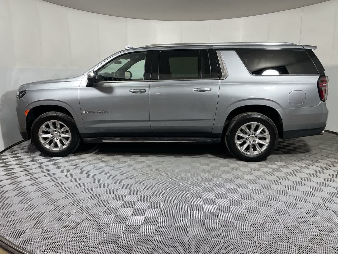 2024 Chevrolet Suburban Premier