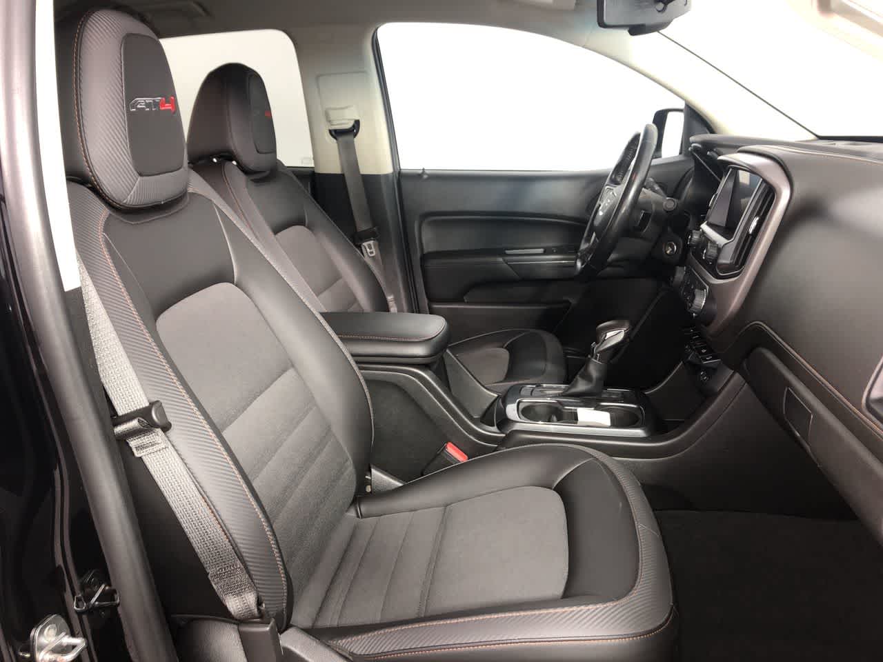 2022 GMC Canyon 4WD AT4 w/Cloth