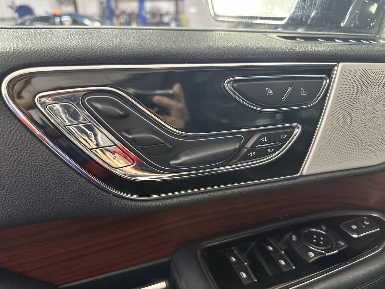 2022 Lincoln Navigator L Reserve