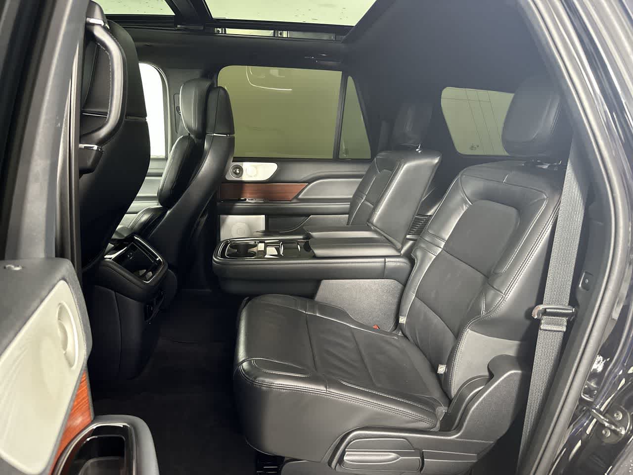 2022 Lincoln Navigator L Reserve