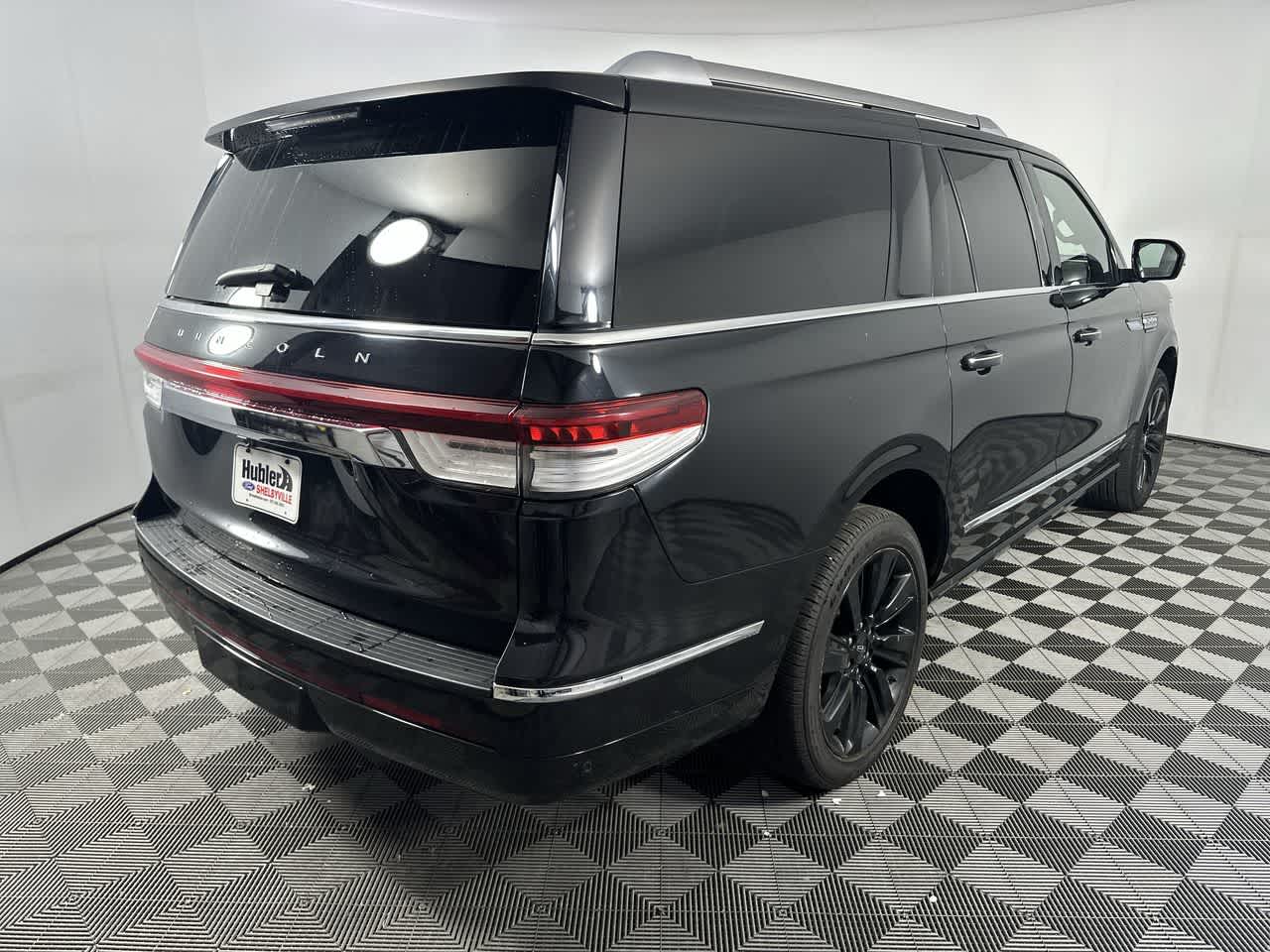 2022 Lincoln Navigator L Reserve