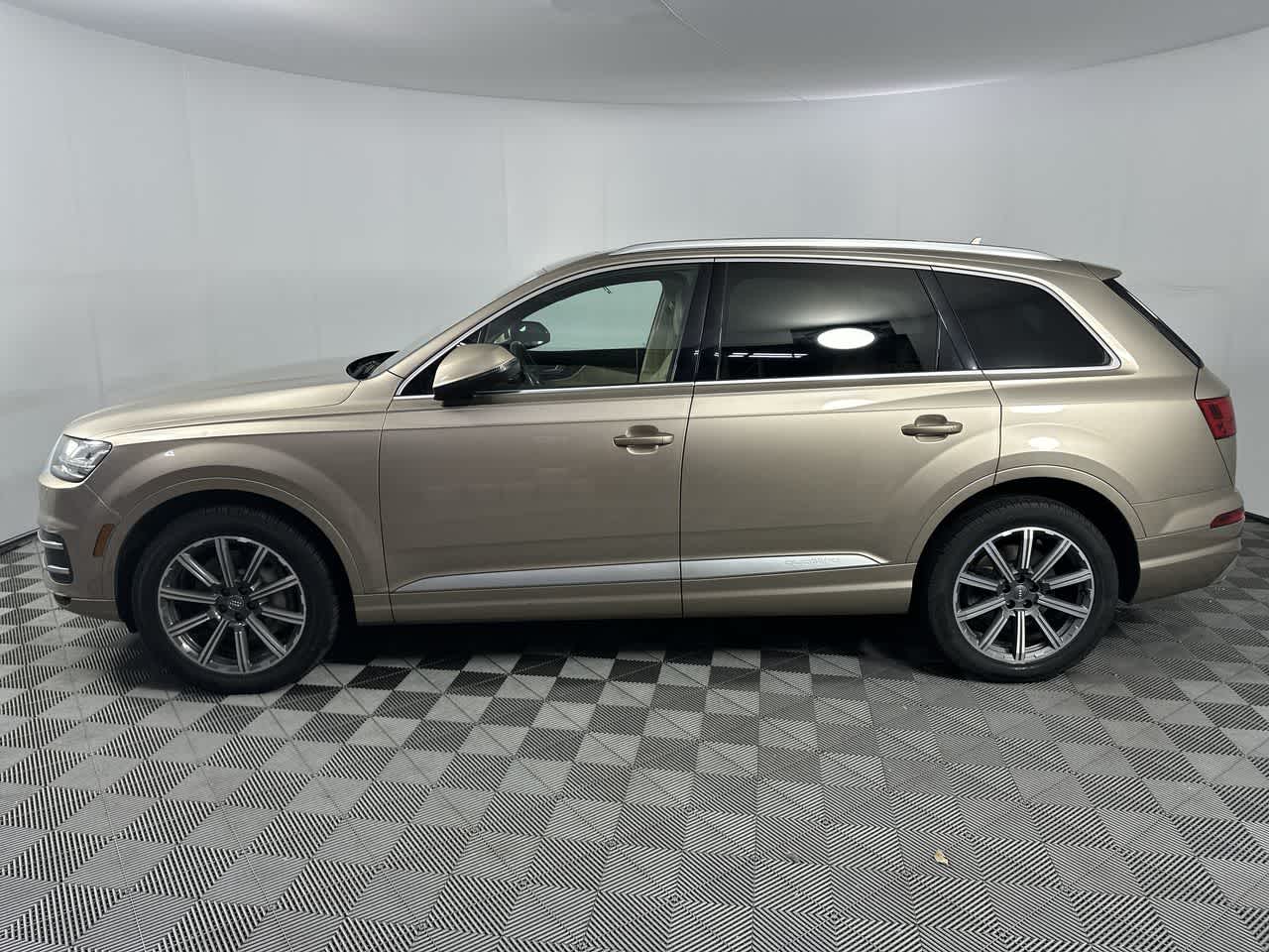 2018 Audi Q7 Premium Plus