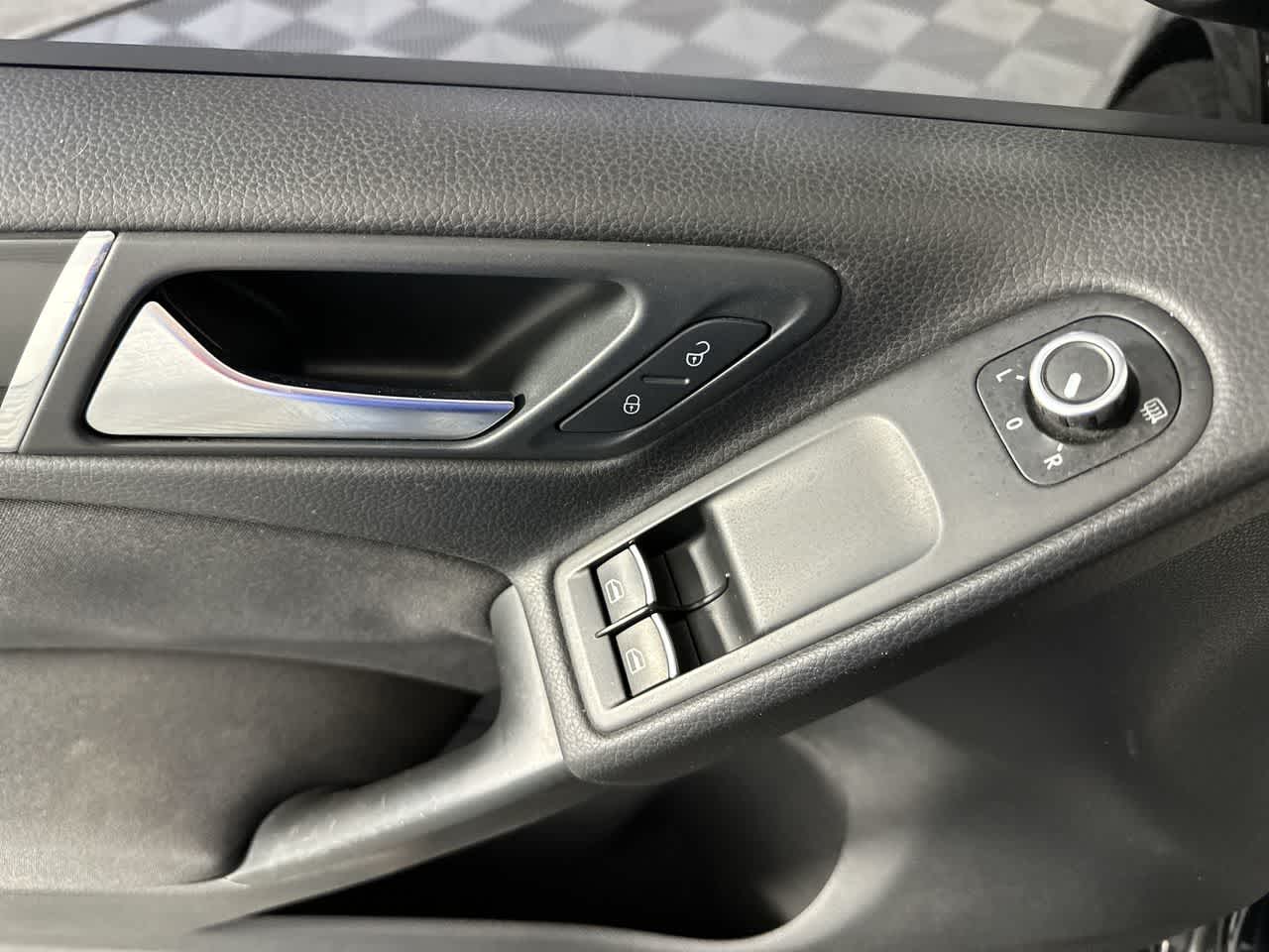 2013 Volkswagen GTI 2dr HB Man PZEV *Ltd Avail*